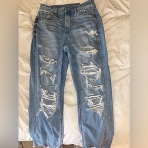 American Eagle Mom Jeans